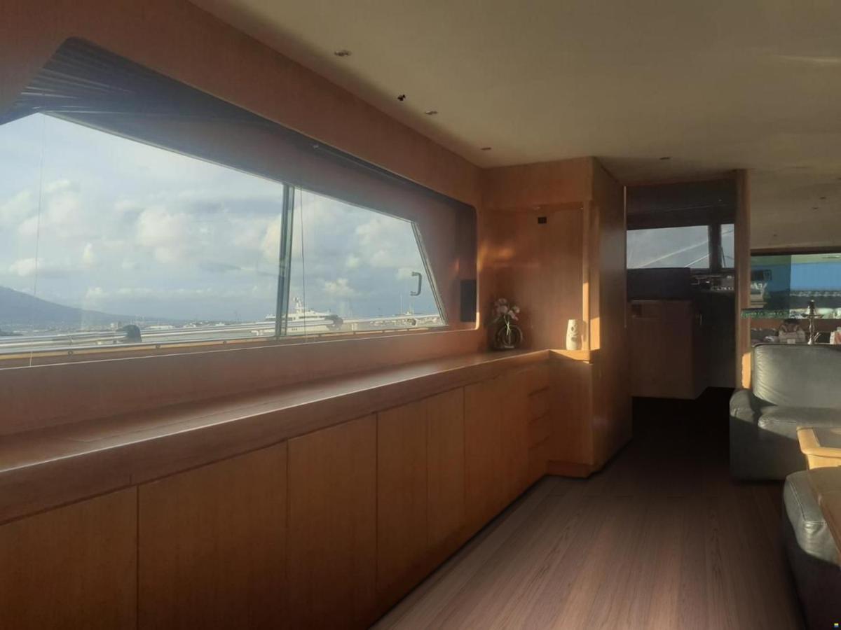 阿尔巴塔克斯 Boat & Breakfast Lucretia, Luxury Yacht酒店 外观 照片